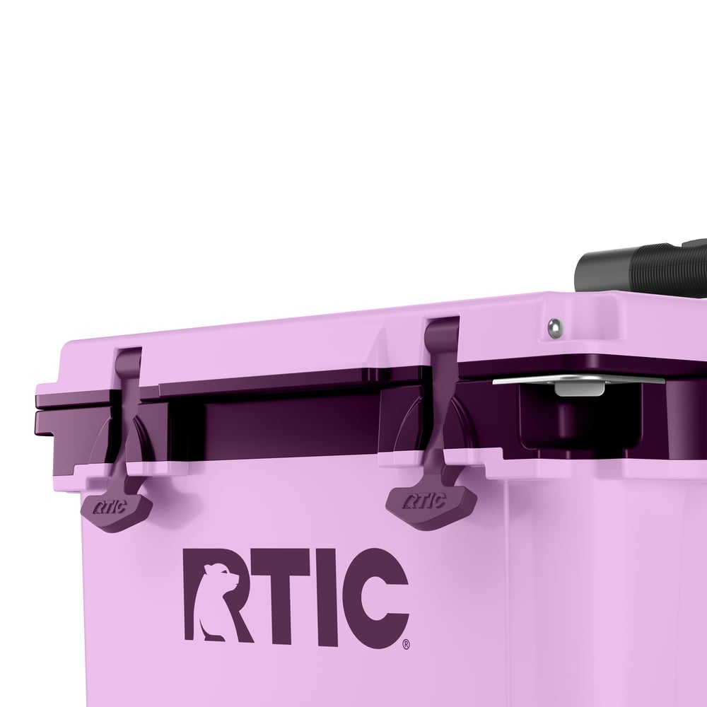 22 QT Ultra-Light Wheeled Cooler Lavender/Plum - Image 9